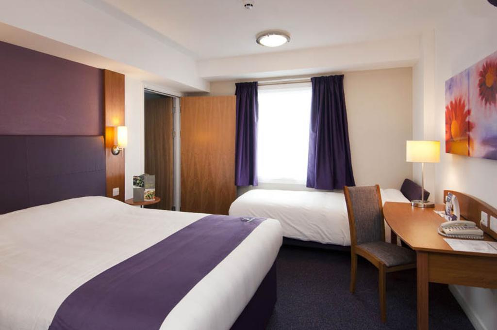 Premier Inn Edinburgh Princes Street — Photos 3